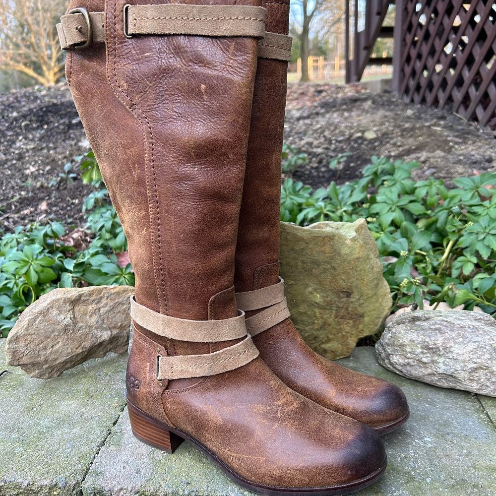 UGG DARCY Women's 9